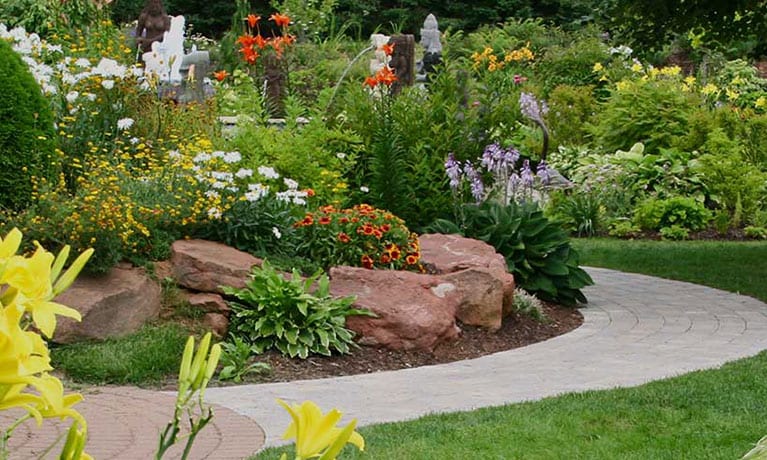 How to Choose a Landscape Design Contractor - Ohio Valley Group