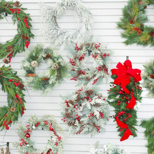Custom Wreaths for Christmas Holidays Decoration | Calloway's Nursery