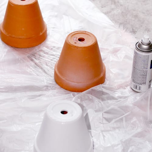 spray paint pottery