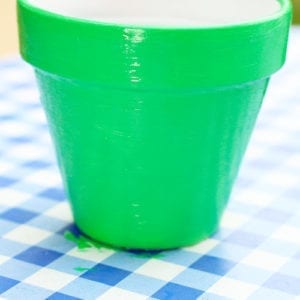 paint pot green