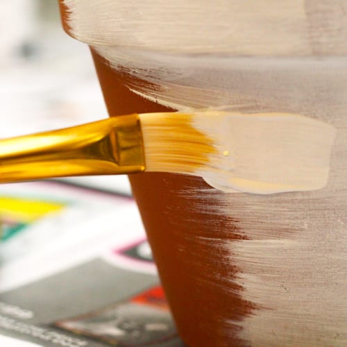 painting pottery