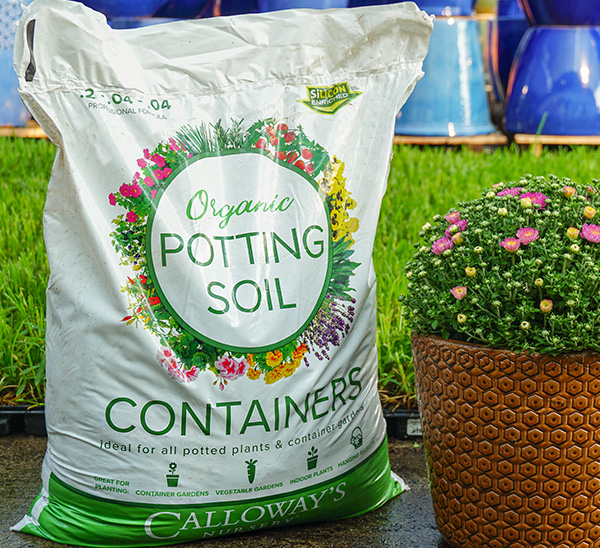 Link to Calloway’s Organic Container Potting Soil  product page