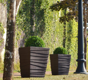 japi pottery - rectangular brown